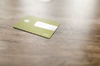 信用卡有逾期怎么消除征信？可以贷款买车吗？